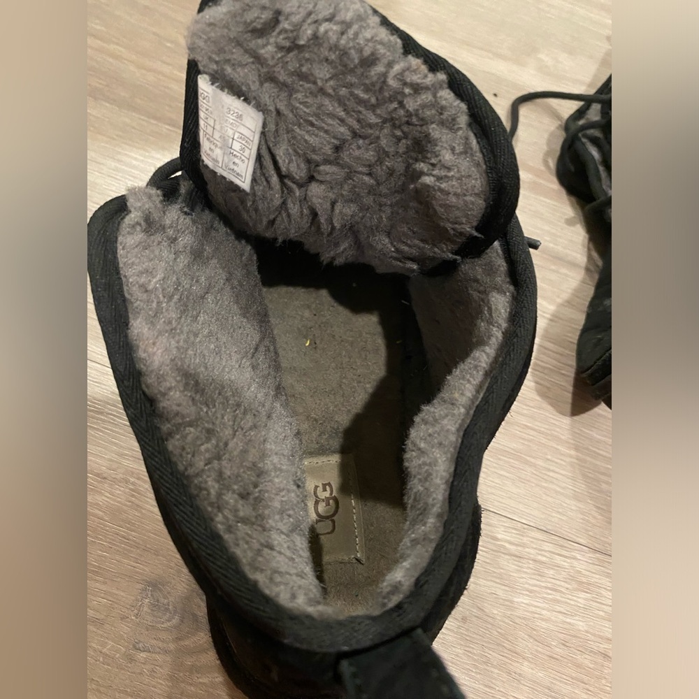 UGG mens neumel black sued boots size 12 - Picture 7 of 9